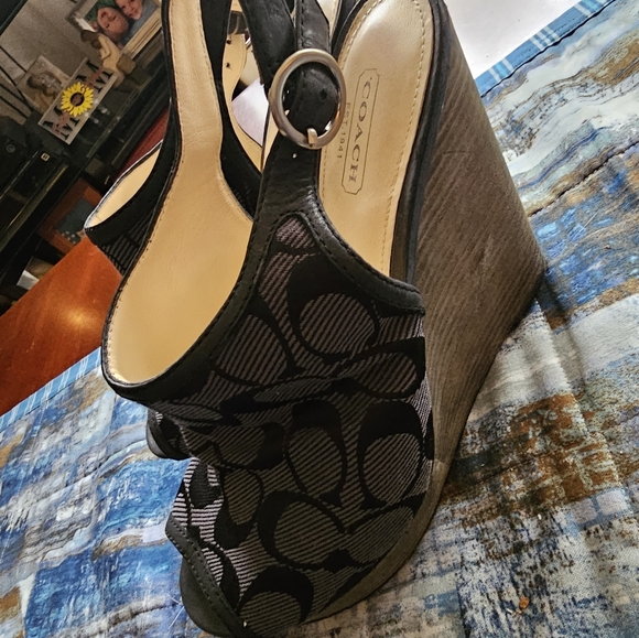 Coach wedges - Picture 2 of 4